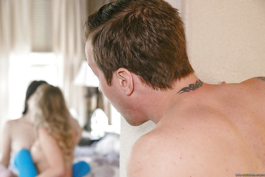 Lesbian beautiful blowjob - XXX Dessert - Picture 16