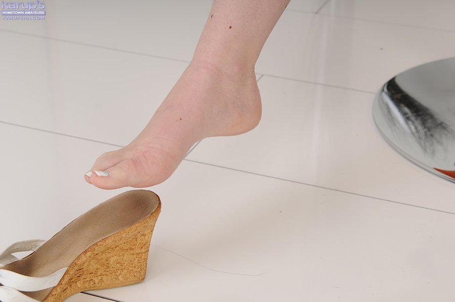 Brunette sexy teen - XXX Dessert - Picture 16