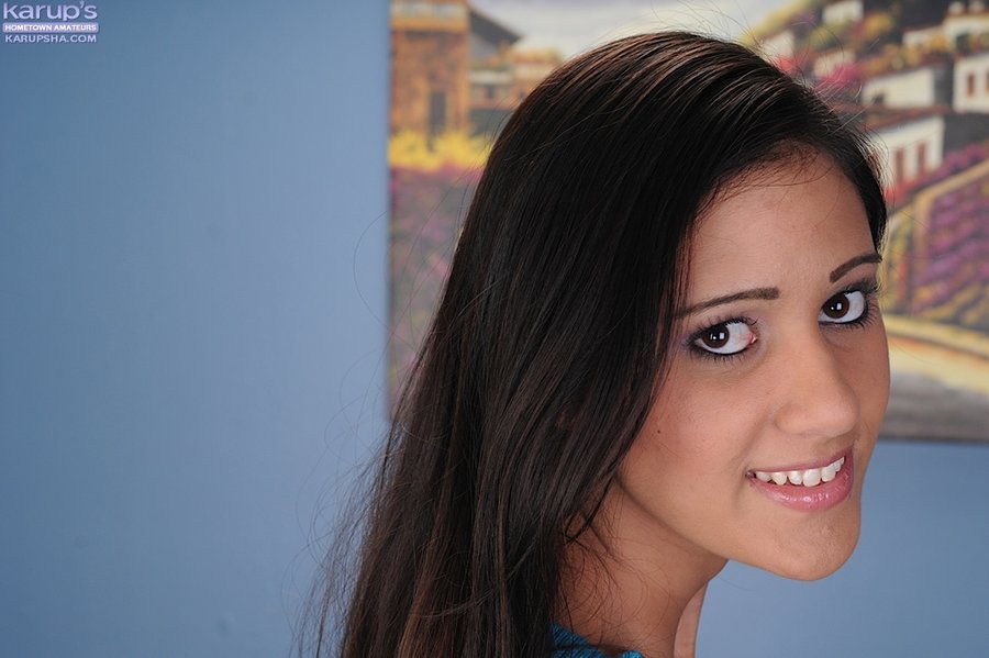Nude sexy latina teen - XXX Dessert - Picture 2