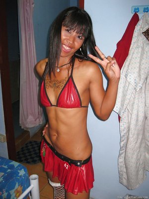 Tattoo petite shower