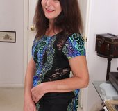 Nude sexy brunette housewife