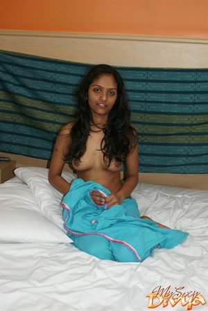 Amateur indian girl