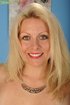 American sexy aged milf