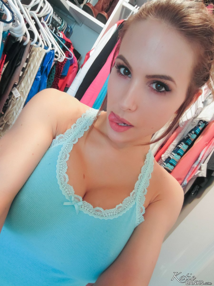 Attractive hot blonde big tits - XXX Dessert - Picture 2