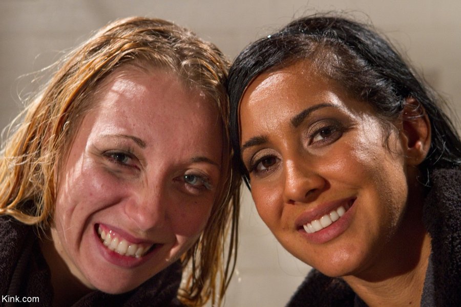 Latina blonde milf small tits - XXX Dessert - Picture 16