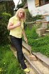 mature horny housewife
