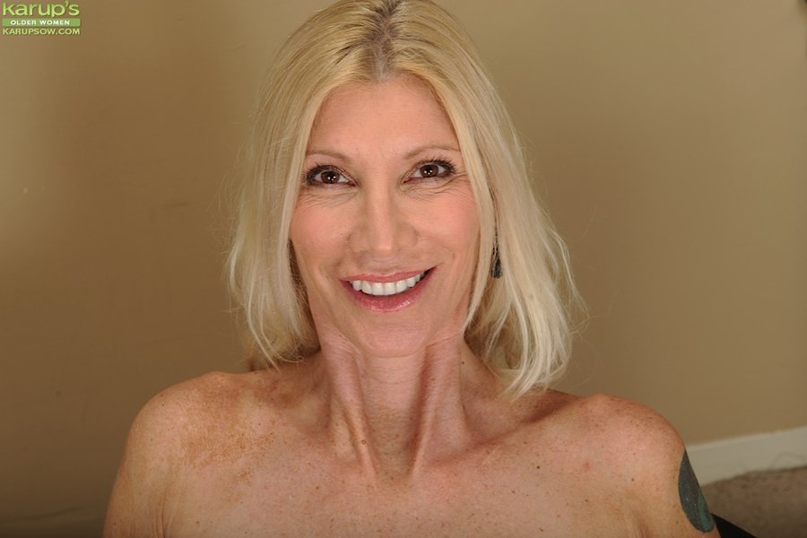 Beautiful big breast - XXX Dessert - Picture 10