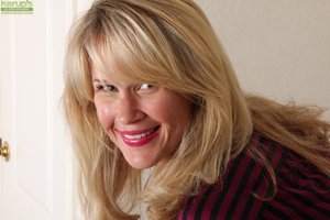 Saggy tits hot skirt - XXX Dessert - Picture 5