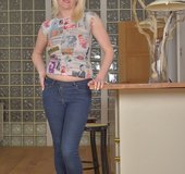 Long legs british housewife