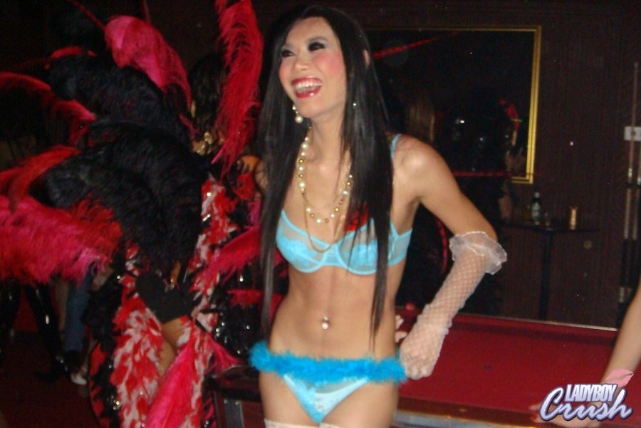 Crazy amateur tranny - XXX Dessert - Picture 8