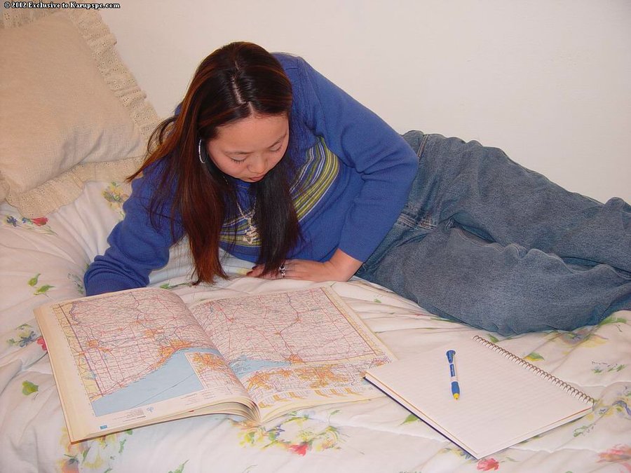 Asian pretty girl - XXX Dessert - Picture 1