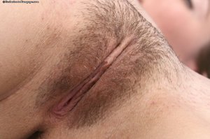 Tight yummy pussy - Picture 12