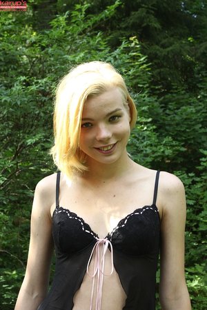 Latvian cute blonde amateur - XXX Dessert - Picture 1