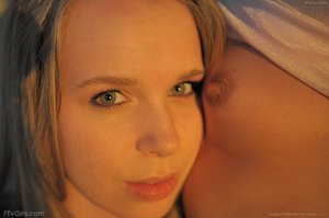 Amateur kissing