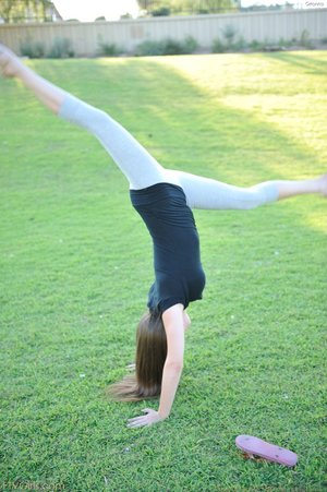 Flexible ass yoga pants - Picture 2