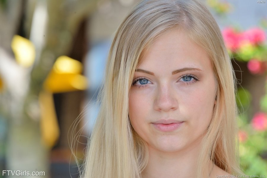 Nude young face - XXXonXXX - Pic 6