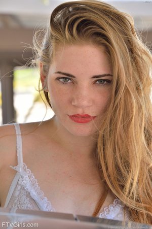 Naked cash - XXXonXXX - Pic 11