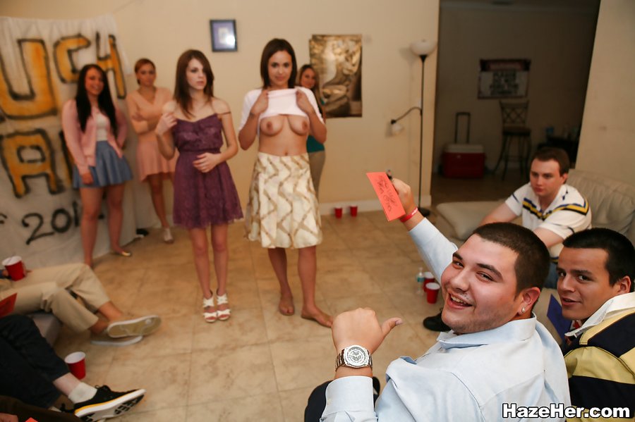 Amazing lesbian kissing - XXX Dessert - Picture 5