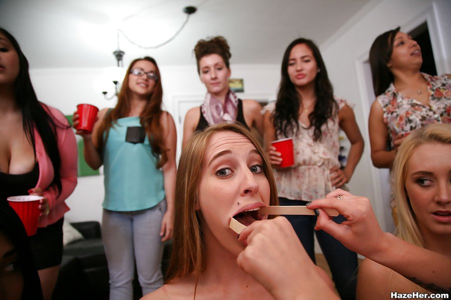 Blonde lesbian party - XXX Dessert - Picture 9