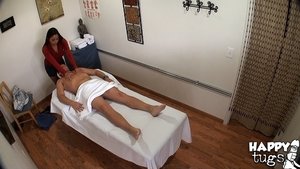 American latina happy tugs massage - XXXonXXX - Pic 3