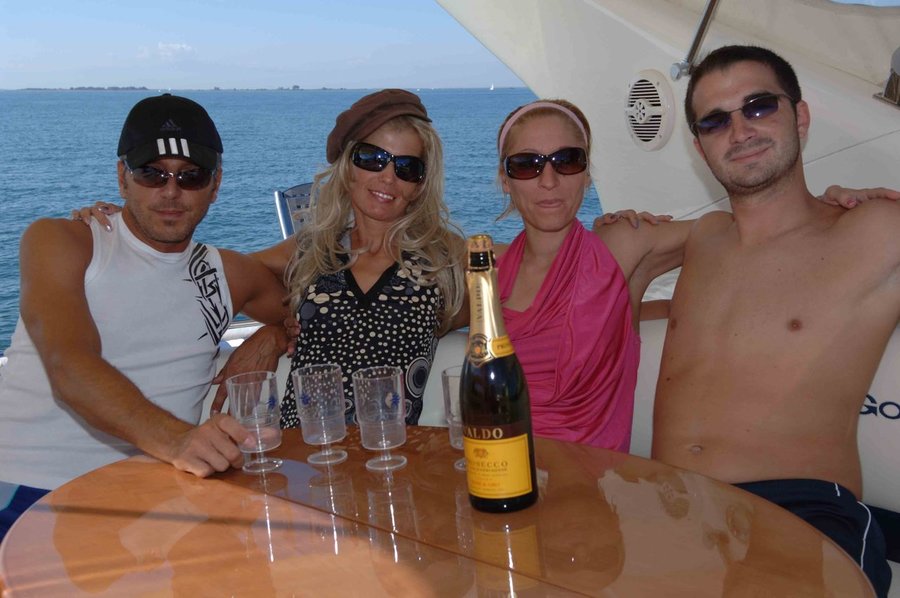 European swinger - XXX Dessert - Picture 1