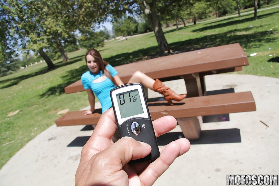 Brunette amateur teen girlfriend - XXX Dessert - Picture 7