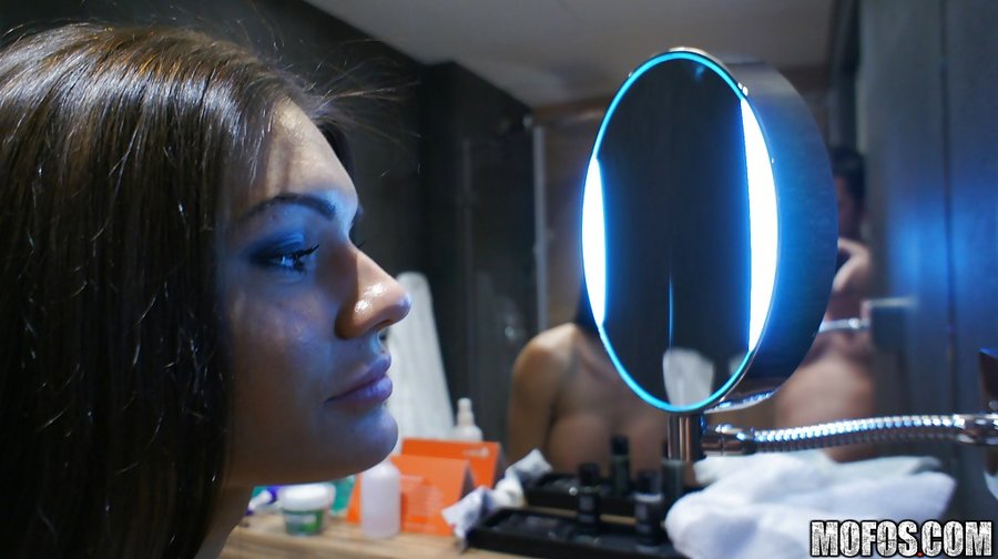 Amateur russian bathroom - XXX Dessert - Picture 9