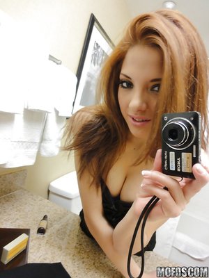 Tiny girlfriend - XXX Dessert - Picture 2