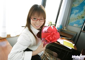 Brunette japanese schoolgirl