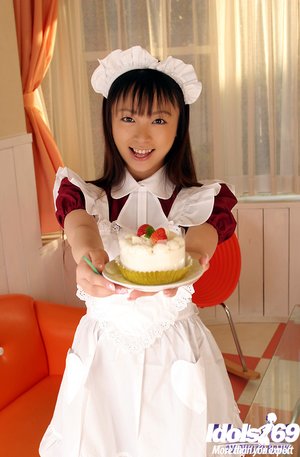 Tiny maid