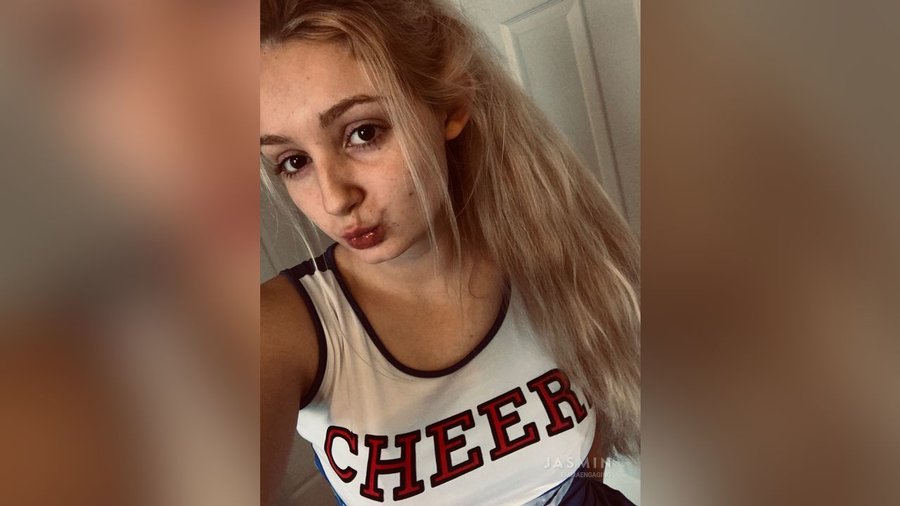 19yo big tits - XXX Dessert - Picture 2