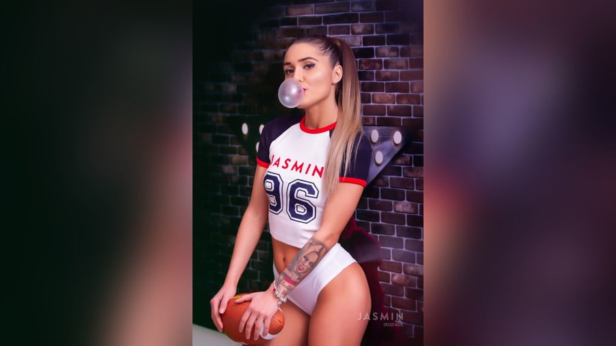 Bisexual athletic teen - XXX Dessert - Picture 2