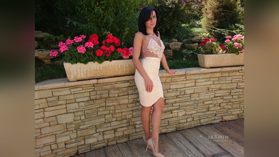 Italian dildo squirt - XXX Dessert - Picture 4