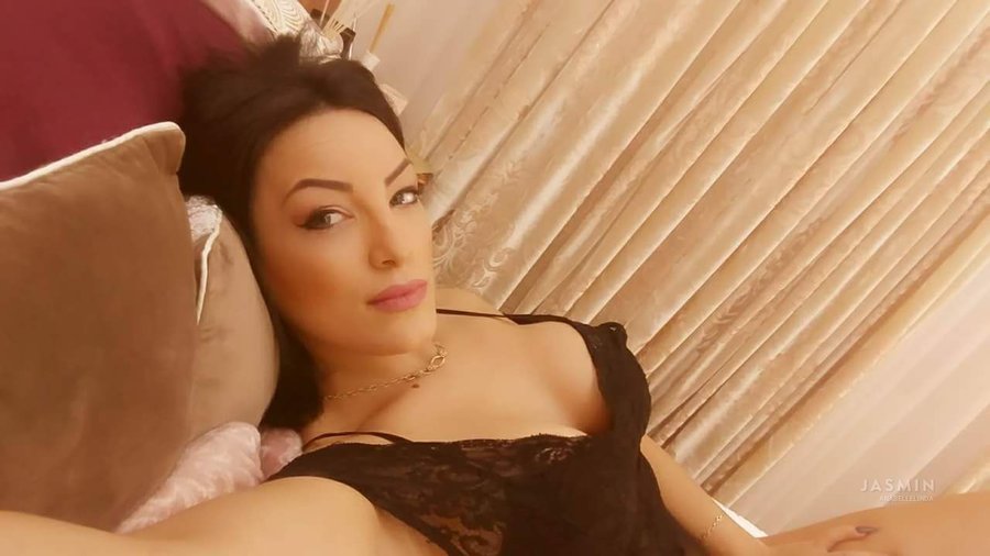 Bisexual webcam striptease - XXX Dessert - Picture 2