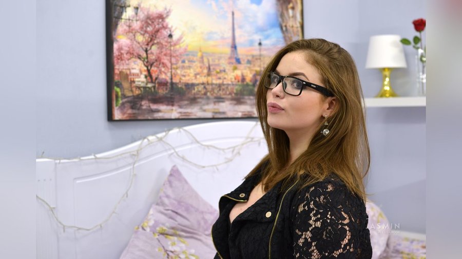 19yo cam dildo - XXX Dessert - Picture 5