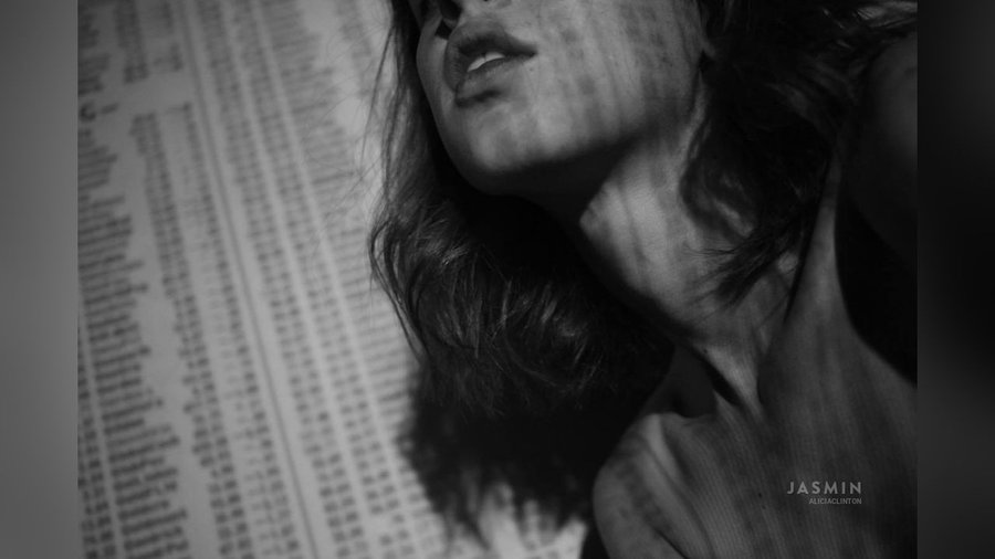 Spanish teen green eyes girl - XXX Dessert - Picture 2