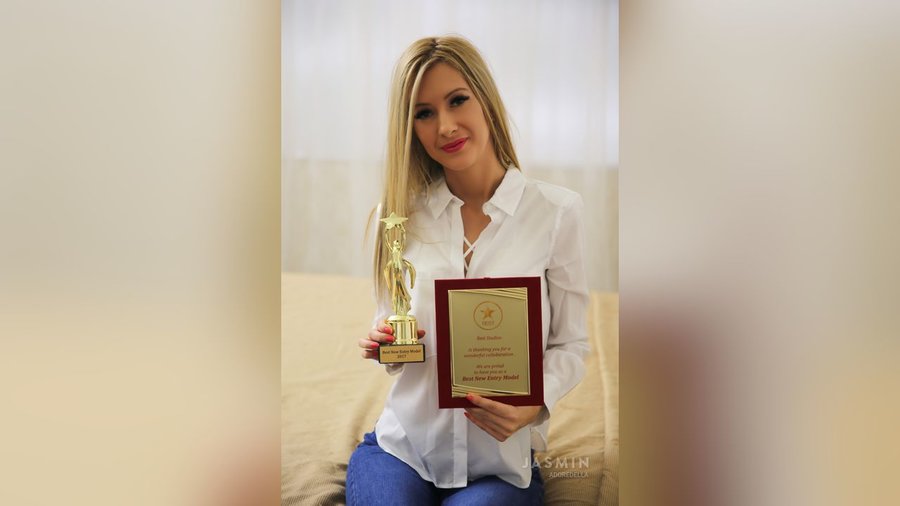 Real webcam squirt - XXX Dessert - Picture 1