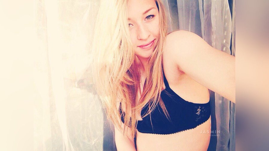 Teen live sex - XXX Dessert - Picture 1