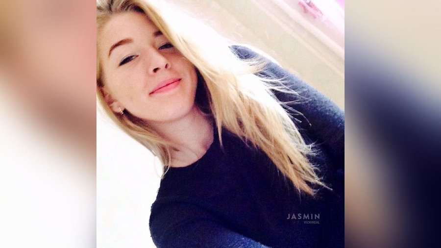 Petite french teen - XXX Dessert - Picture 3