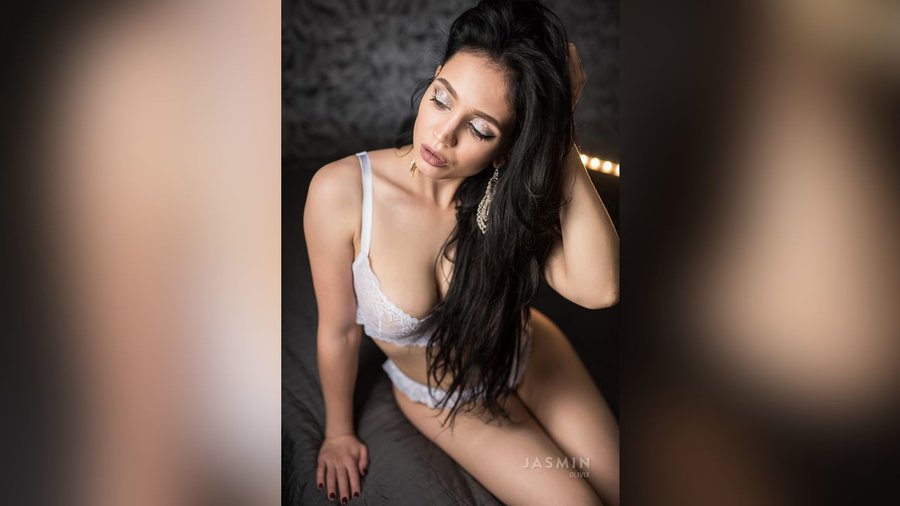 Petite big tit straight teen - XXX Dessert - Picture 2