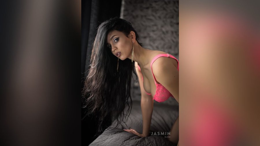 Petite big tit straight teen - XXX Dessert - Picture 3
