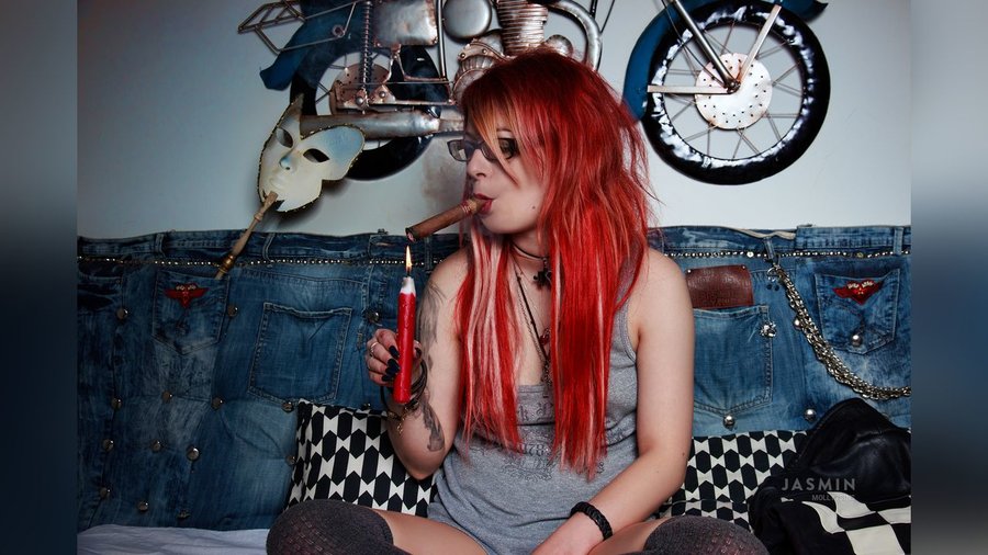 Tiny tits webcam striptease - XXX Dessert - Picture 3