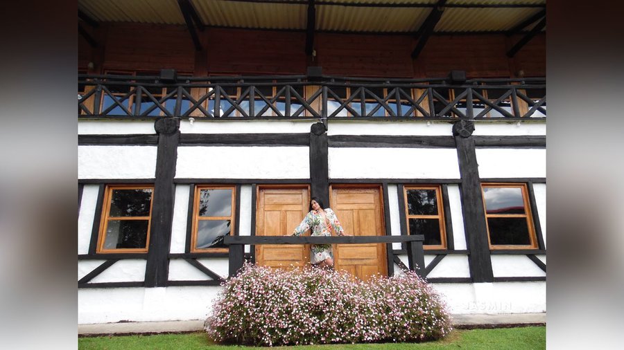 Spanish girl webcam - XXX Dessert - Picture 2