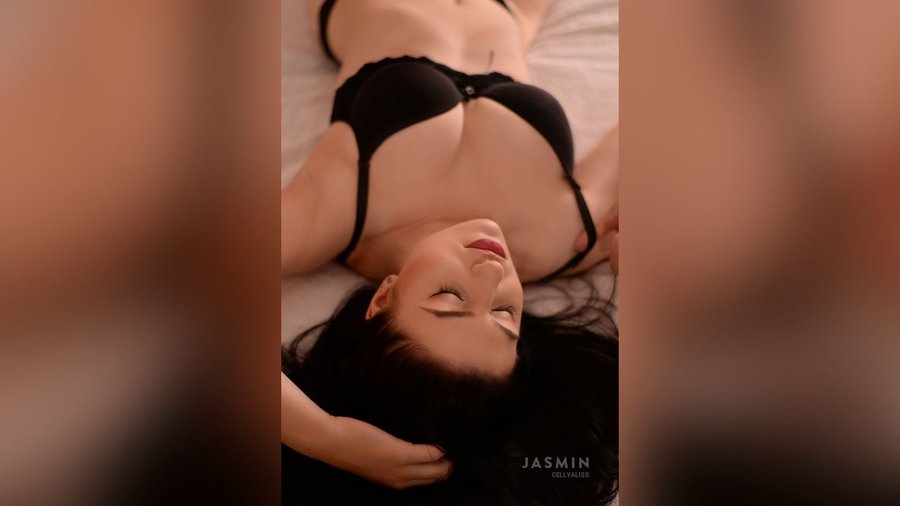 Real big tit teen dancing - XXX Dessert - Picture 3