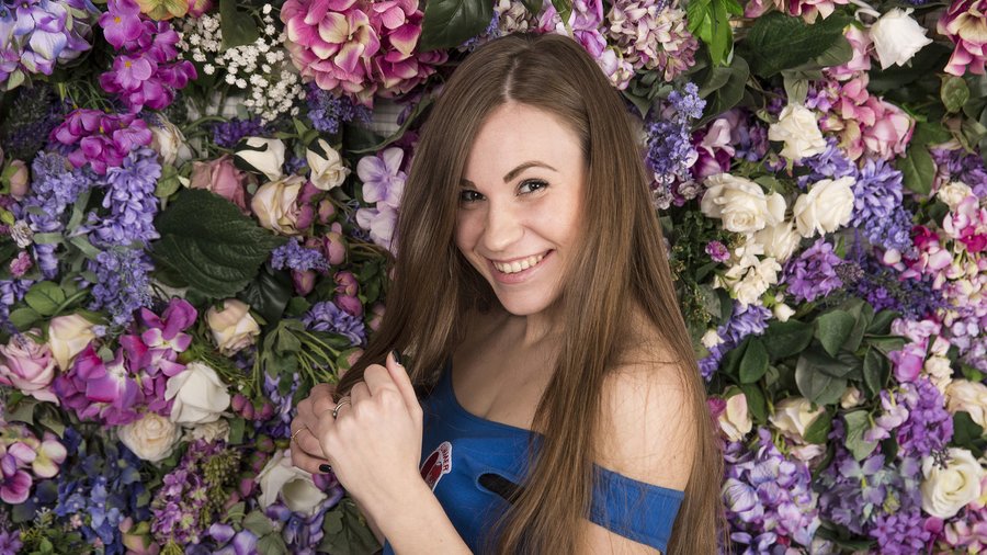 Camgirl straight squirt - XXX Dessert - Picture 4