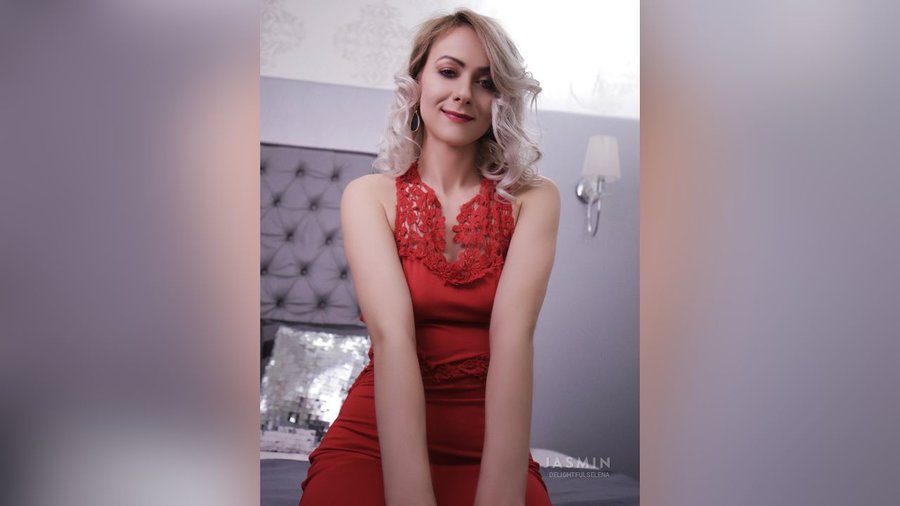 Athletic white girl - XXX Dessert - Picture 3