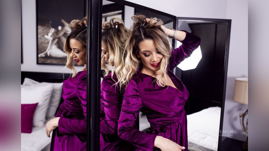 Athletic italian girl - XXX Dessert - Picture 3