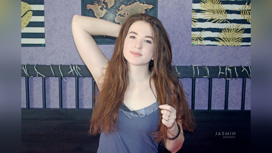 19yo green eyes girl - XXX Dessert - Picture 4