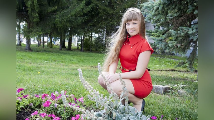 Athletic fingering - XXX Dessert - Picture 1