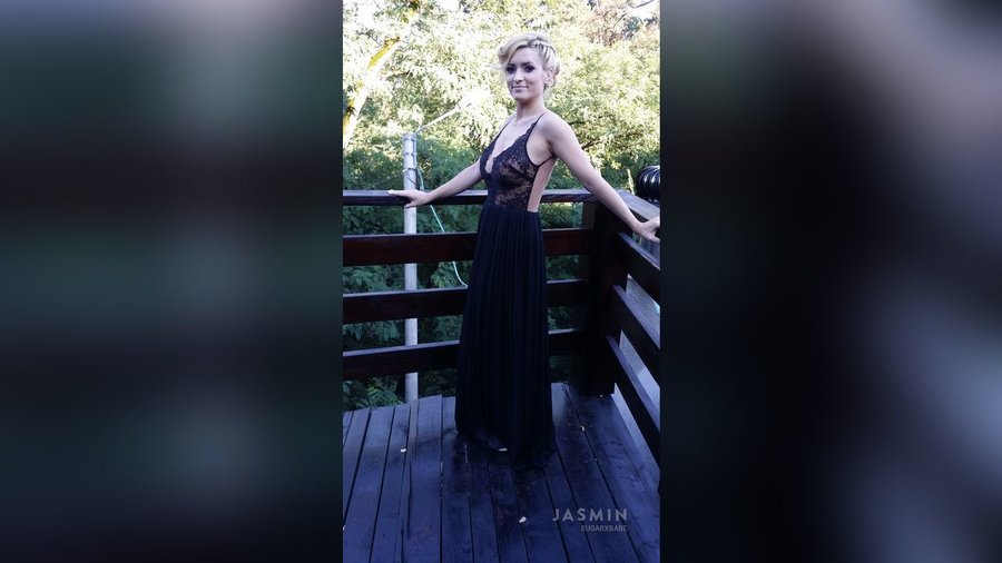 Greek big tits oil - XXX Dessert - Picture 3